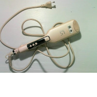 LESASHA hair straightener