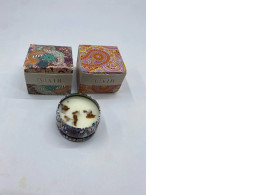 Set of 2 scented candle
