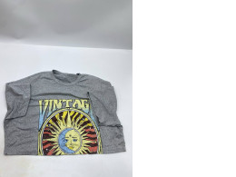 Gray short-sleeved round neck T-shirt Gray short-sleeved round neck T-shirt