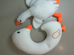 Set of 2 soft toys Geese