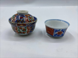 Set of 2 Antique Imari tea bowl for Japanese tea ceremony with lid Set of 2 Antique Imari tea bowl for Japanese tea ceremony with lid