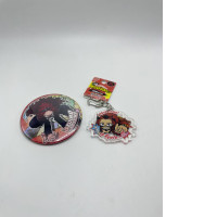 Set of anime badge and a keychain