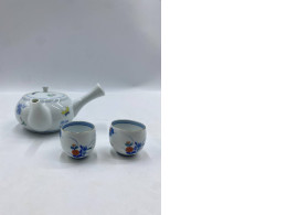 Set of 3 White teapot with floral pattern and white teacup with floral pattern, Japan Set of 3 White teapot with floral pattern and white teacup with floral pattern, Japan