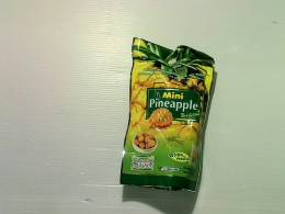 mini pineapple cookies