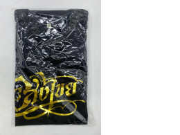 Black short-sleeved round neck T-shirt with gold letter pattern