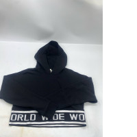 Women's black long-sleeved hoodie