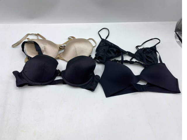 Set of 4 Women's bra set Set of 4 Women's bra set
