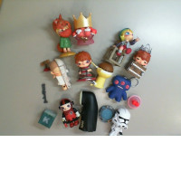 Set of 12 children's toys, figurines