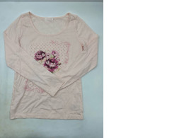 Women's cream-white long-sleeved round-neck T-shirt 