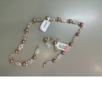 Jewelry, Earrings and Necklace Set