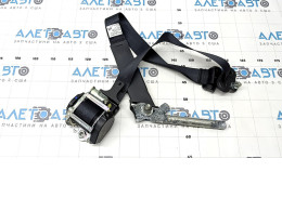 Mitsubishi Pajero driver's seat belt with tensioner