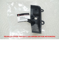 plastic plug for the underhood space of a car