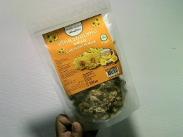dried chrysanthemums for tea