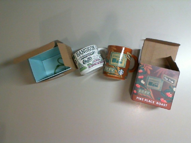 Set of 2 small mugs, Starbucks, ceramic Set of 2 small mugs, Starbucks, ceramic