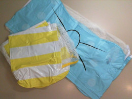 Set of 2 inflatable swimming mattresses Set of 2 inflatable swimming mattresses