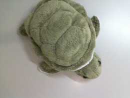 Soft toy turtle
