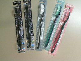 Set of 5 toothbrushes Set of 5 toothbrushes
