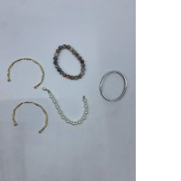 Set of 5 Women's bracelets 