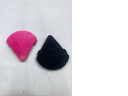 Set of 2 Triangle powder puff makeup sponge Set of 2 Triangle powder puff makeup sponge