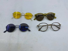 Set of 4 Women's fashion glasses Set of 4 Women's fashion glasses