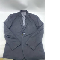 Men's black long-sleeved suit 