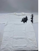 White short-sleeved round neck T-shirt with black pattern