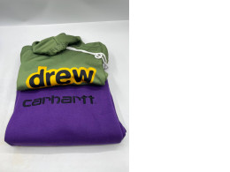 Set of 2 hoodies, blue and green Set of 2 hoodies, blue and green