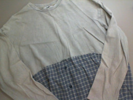 Long-sleeved sweater