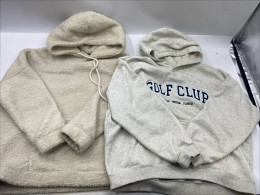 Set of 2 Women's long-sleeved hooded sweatshirt Set of 2 Women's long-sleeved hooded sweatshirt