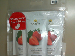 Set of 3 pack Doi Khanam Dried strawberry