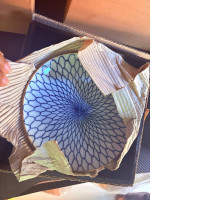 Ceramic dinner plates, 5 pieces per pack.