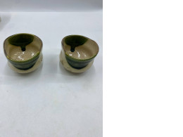 Set of 2 Large, light brown Japanese tea mug. Set of 2 Large, light brown Japanese tea mug.