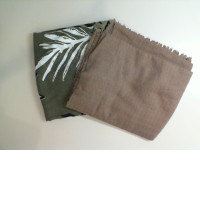 Set of 2 warm scarves