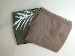Set of 2 warm scarves