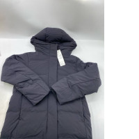 Uniqlo Seamless short down coat