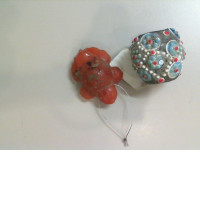 Set of 2 gift figurines