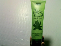 Aloe vera face and body gel