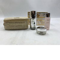 Gift Set DIOR CAPTURE Lotion 50 ml Serum 50 ml Day Creme 15 ml Gift Set DIOR CAPTURE Lotion 50 ml Serum 50 ml Day Creme 15 ml