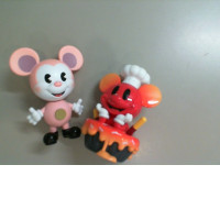 Set of 2 plastic Mickey Mouse toys