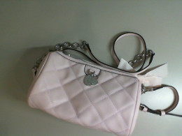 Pink round shoulder bag