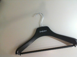 Hanger Hanger