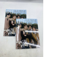 Set of 2 ELLEMEN THE HOLIDAY ISSUE VACAY VIBES Set of 2 ELLEMEN THE HOLIDAY ISSUE VACAY VIBES