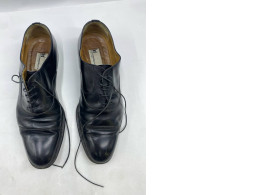 Moreschi brand black leather Oxford shoes