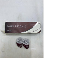 Alcon Dailies Total disposable contact lens case. Alcon Dailies Total disposable contact lens case.