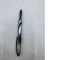 Black pen Black pen