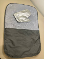 A bag with a glove for the Philips handheld steamer