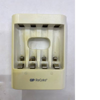 GP ReCyko+ NiMH battery charger (NOT NEW)