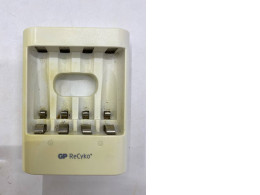 GP ReCyko+ NiMH battery charger (NOT NEW)