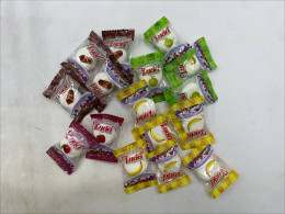 Set of 16 Mildy Mashmallo Mix 