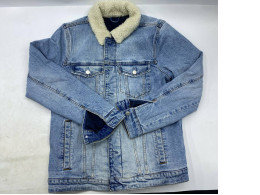 Abercrombie & Fitch men's blue sherpa-lined denim trucker jacket. 
